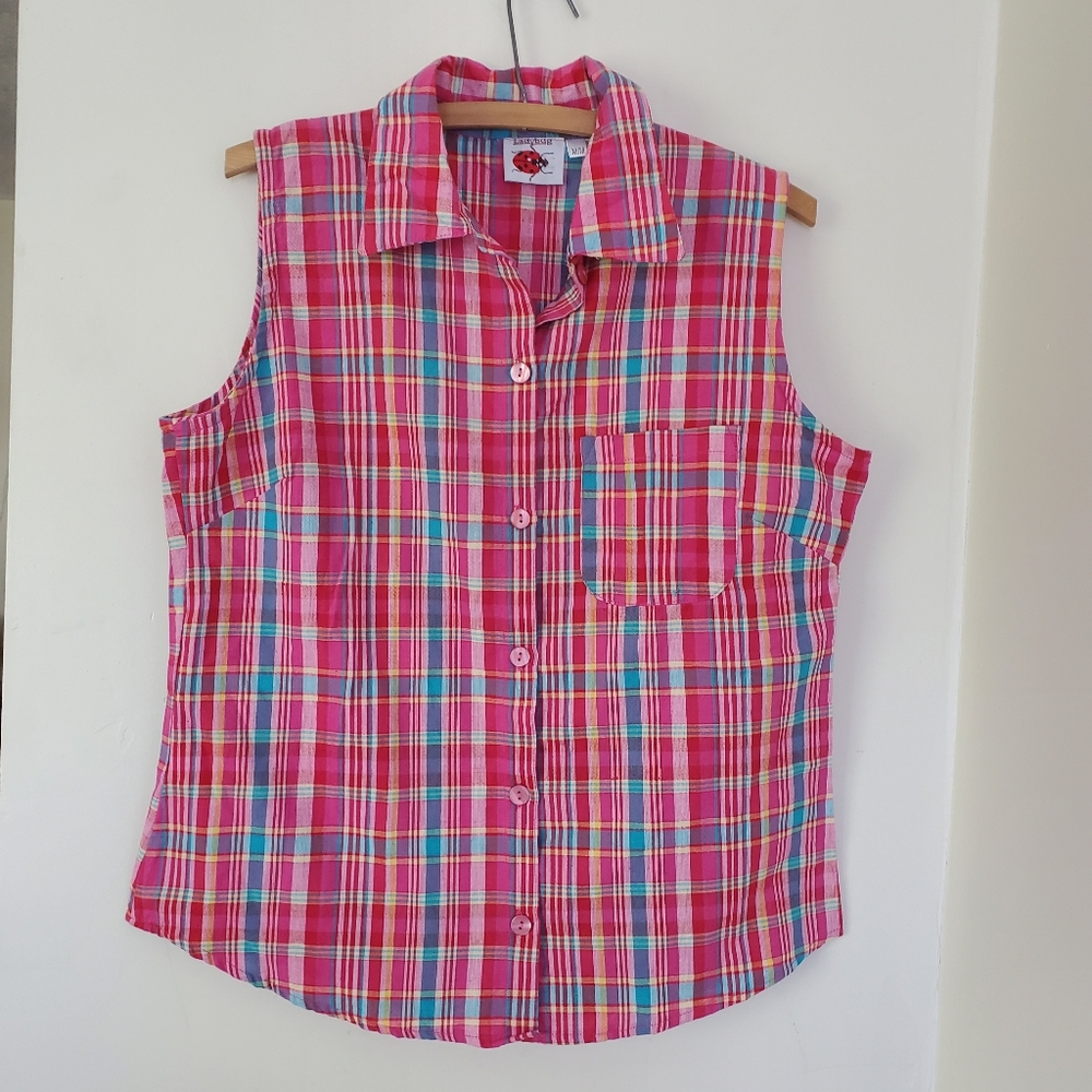 Fun summer plaid blouse